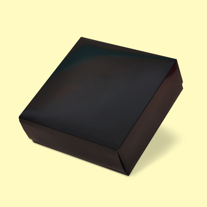 Подаръчна кутия с капак 22x22/8, черна  - Луксозни картонени кутии